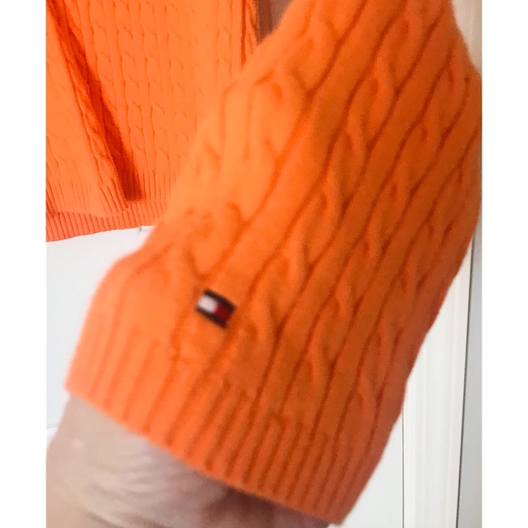🔥EUC RARE COLOR TOMMY HILFIGER VINTAGE V-NECK CABLE KNIT SWEATER BEAUTIFUL - Picture 5 of 9